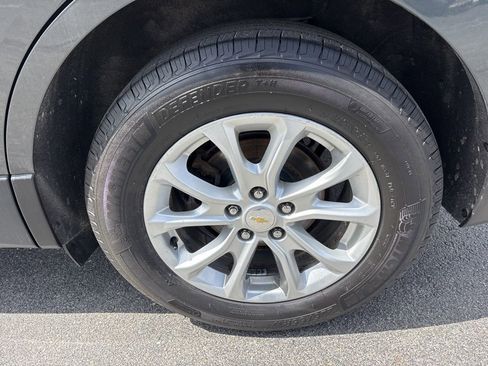 Used 2018 Chevrolet Equinox LT image 11