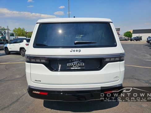 New 2026 Jeep Grand Wagoneer L Limited w/ Convenience Group I AWD/4WD image 4