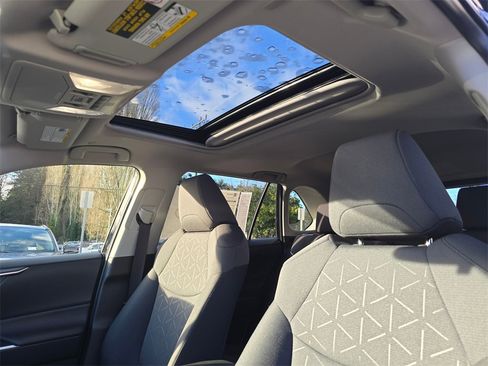 New 2025 Toyota RAV4 XLE image 22