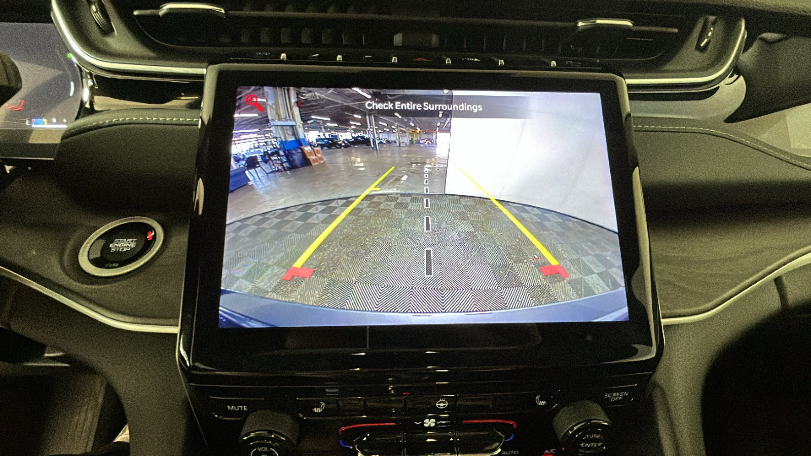 Used 2023 Jeep Grand Cherokee 4WD 4xe image 29