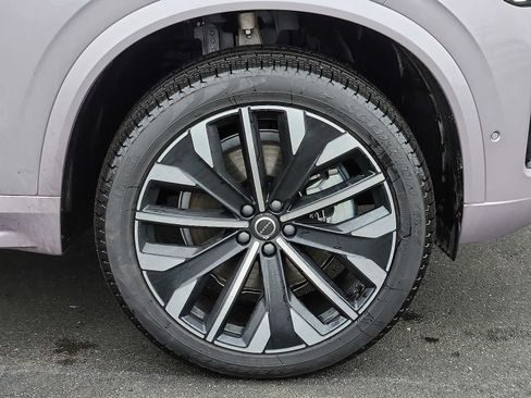 Used 2026 Volvo XC90 B6 Ultra w/ Protection Package Premier image 8