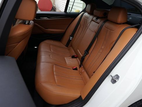 Used 2019 BMW 530i w/ Convenience Package image 20