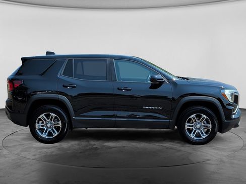 Used 2025 GMC Terrain Elevation AWD/4WD image 8