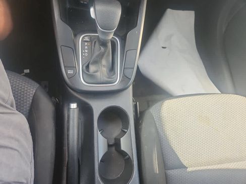 Used 2024 Kia Soul LX w/ Option Group 015 FWD image 18