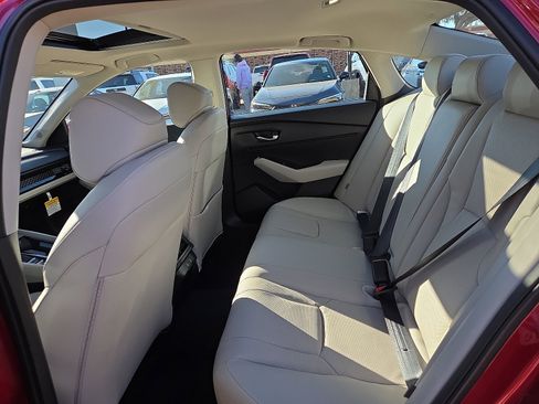 New 2025 Honda Accord EX-L image 7