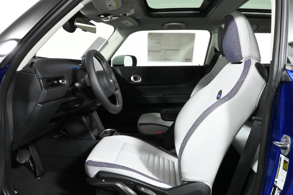 Certified 2025 MINI Cooper S FWD image 3