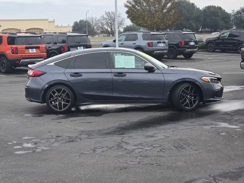 Used 2023 Honda Civic Sport Touring image 3