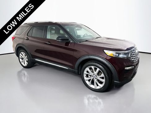 Used 2023 Ford Explorer Platinum w/ Technology Package AWD/4WD image 1