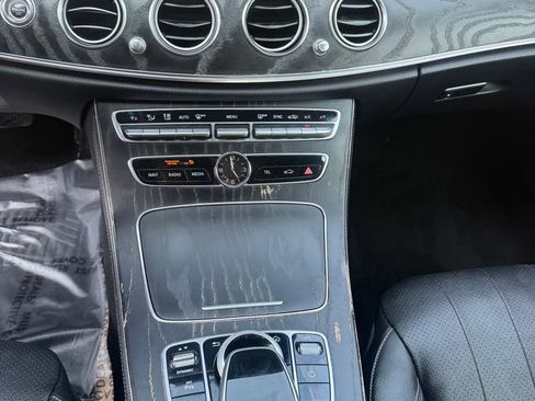 Used 2020 Mercedes-Benz E 350 4MATIC Sedan w/ Parking Assistance Package image 37