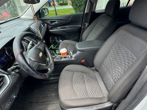 Used 2020 Chevrolet Equinox LT w/ LPO, Floor Liner Package FWD image 6
