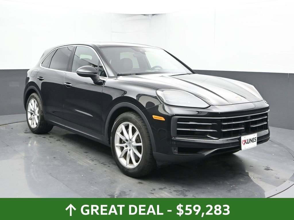 Used 2024 Porsche Cayenne AWD/4WD image 7