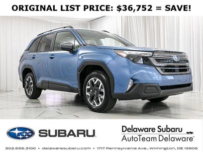 Used 2025 Subaru Forester Premium w/ Convenience Package #1