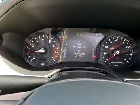 Used 2023 Jeep Compass Limited w/ Sun and Sound Group AWD/4WD image 13