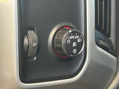 Used 2015 GMC Sierra 1500 SLT w/ SLT Crew Cab Value Package image 35