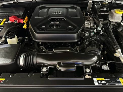 Used 2022 Jeep Wrangler Unlimited Rubicon 4xe image 61