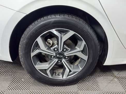 Used 2021 Kia Forte LXS image 13