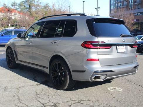 Used 2025 BMW X7 xDrive40i w/ M Sport Package image 6