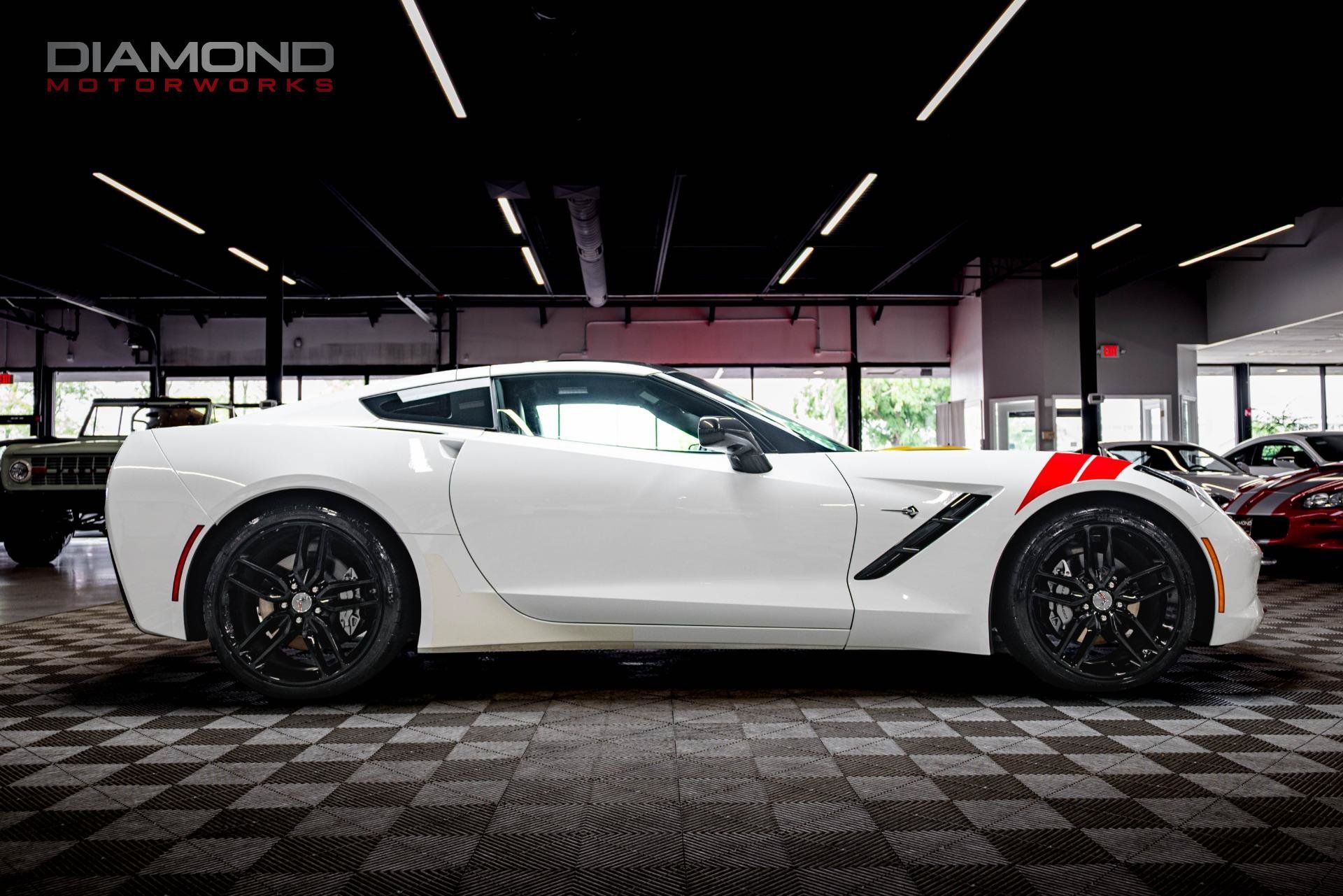 Used 2019 Chevrolet Corvette Stingray Coupe w/ 1LT RWD image 24