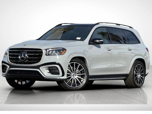 New 2026 Mercedes-Benz GLS 450 4MATIC image 2