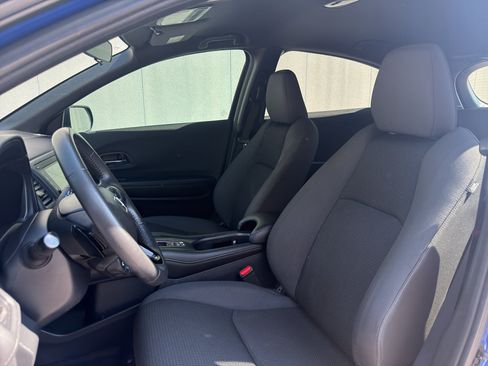 Used 2022 Honda HR-V Sport image 11