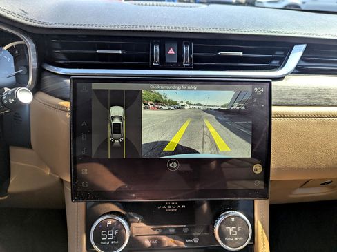 Used 2023 Jaguar F-PACE S image 22