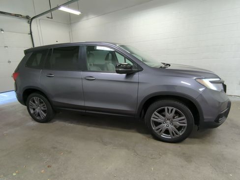 Used 2020 Honda Passport EX-L image 2