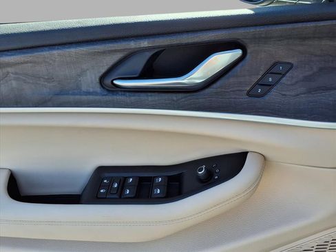 New 2025 Jeep Grand Cherokee L Limited image 17