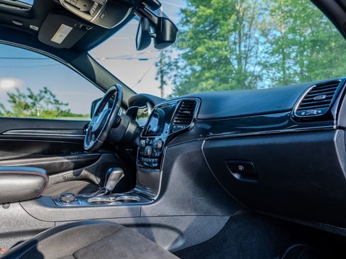 Used 2020 Jeep Grand Cherokee Trailhawk image 32