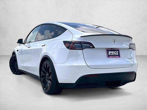 Used 2023 Tesla Model Y Performance AWD/4WD image 13