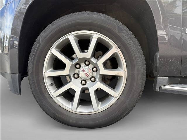 Used 2017 GMC Yukon XL Denali w/ Open Road Package AWD/4WD image 10