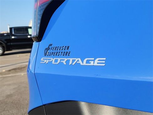 New 2026 Kia Sportage EX image 5