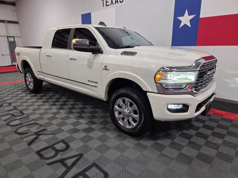 Used 2021 RAM 2500 Limited image 24