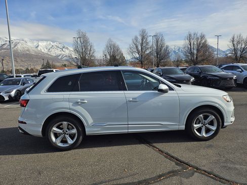 Used 2022 Audi Q7 3.0T Premium image 9