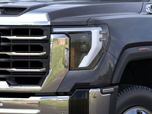 New 2026 GMC Sierra 3500 SLT w/ SLT Premium Package AWD/4WD image 10