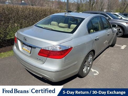 Used 2011 Hyundai Genesis 3.8 w/ Technology Pkg 4 image 11