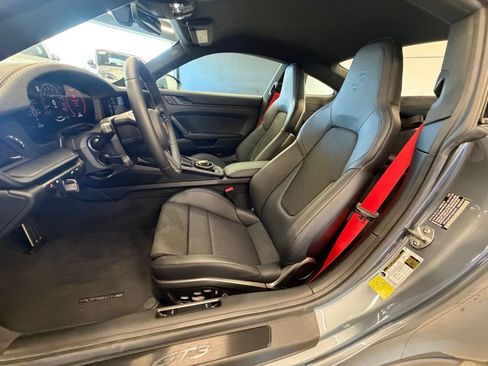 Certified 2026 Porsche 911 GT3 RWD image 7