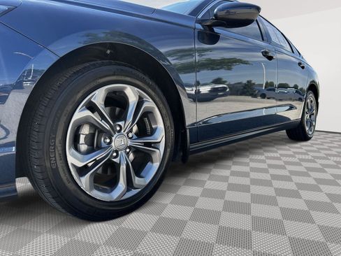 Certified 2023 Honda Accord EX image 6