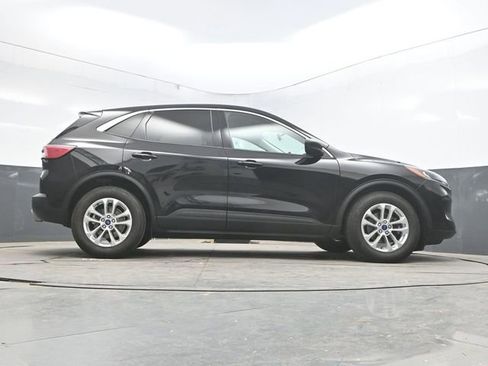 Used 2022 Ford Escape SE FWD image 45