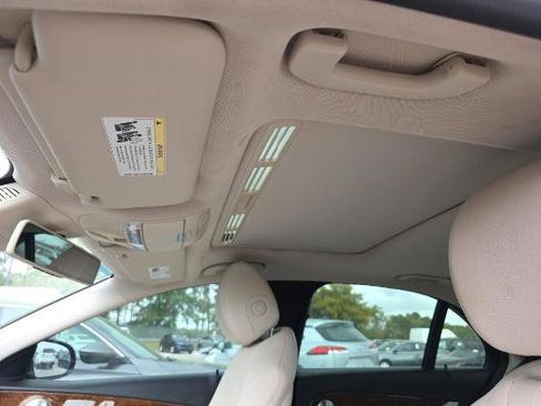 Used 2018 Mercedes-Benz E 300 w/ Premium 1 Package image 5