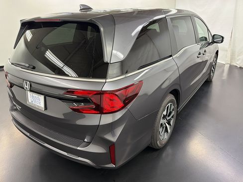 New 2026 Honda Odyssey EX-L image 9