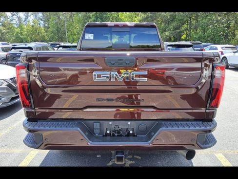 Used 2024 GMC Sierra 2500 Denali Ultimate w/ Max Trailering Package AWD/4WD image 8