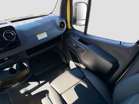 New 2026 Mercedes-Benz Sprinter 2500 image 23
