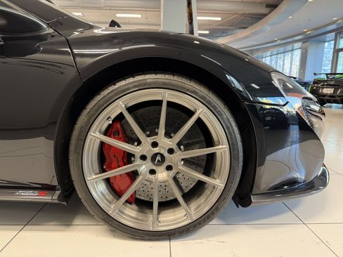 Used 2015 McLaren 650S Spider image 21