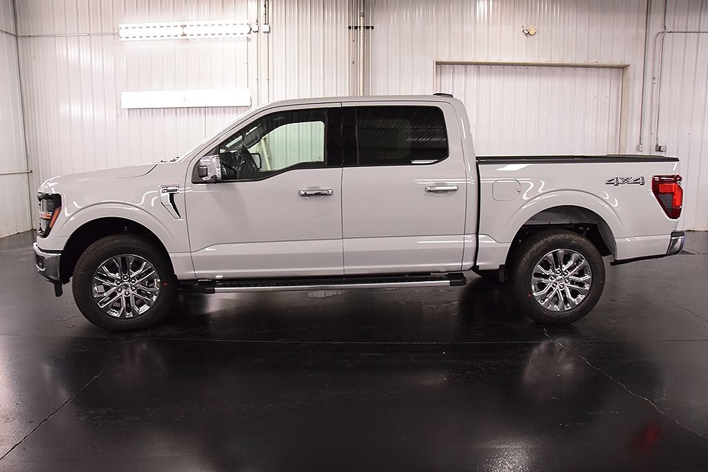 New 2026 Ford F150 XLT w/ Equipment Group 302A MID AWD/4WD image 4