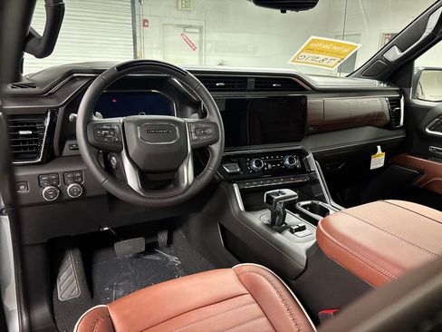 New 2026 GMC Sierra 1500 Denali Ultimate w/ LPO, Black Badging Package AWD/4WD image 28
