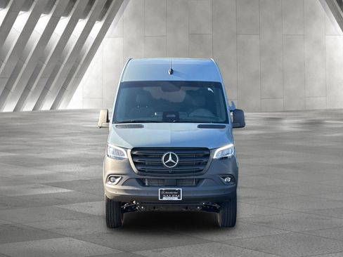 Used 2026 Mercedes-Benz Sprinter 2500 image 9