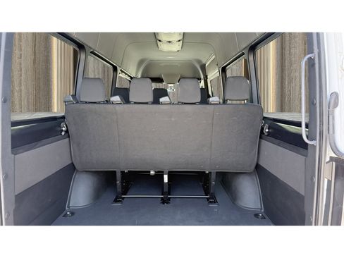 Used 2025 Mercedes-Benz Sprinter 2500 image 11