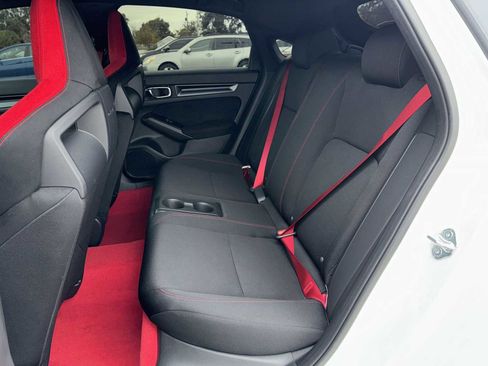 Used 2025 Honda Civic Type R image 17
