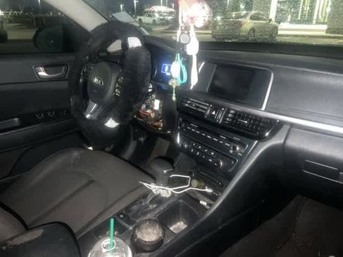 Used 2018 Kia Optima LX image 8