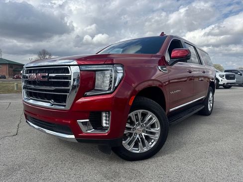 Used 2024 GMC Yukon XL SLT w/ SLT Luxury Package image 1